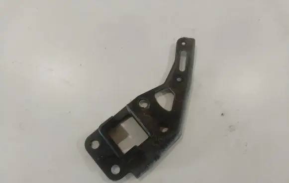 Audi A6 S6 C6 4F Radiator support slam panel bracket 4F0805500B
