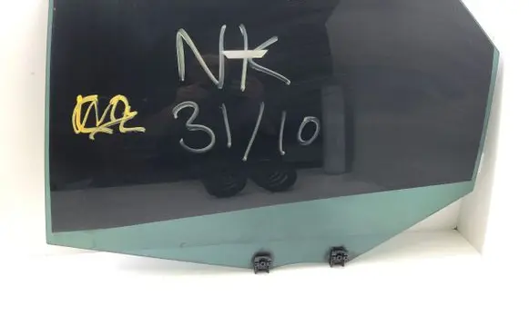 Citroen DS5 Rear door window glass