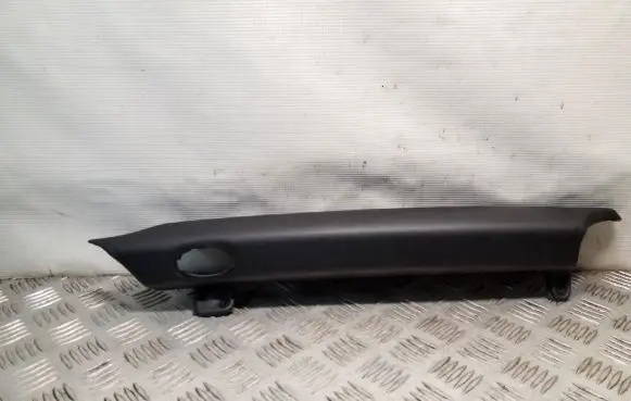 Mini One - Cooper Coupe R56 Dashboard glove box trim 2751142