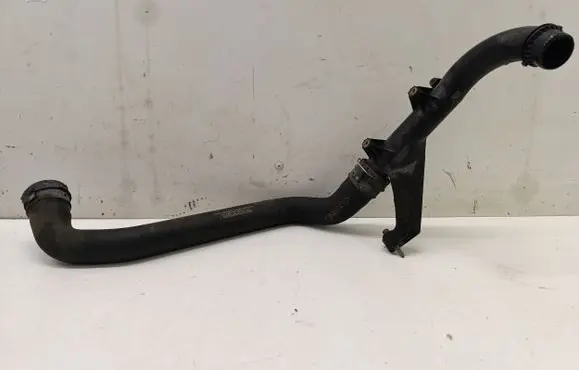 Mercedes-Benz E W213 Engine coolant pipe/hose A2135010182