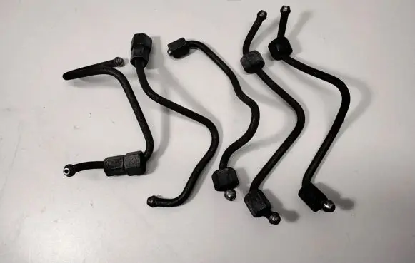 Citroen C2 Fuel line pipe