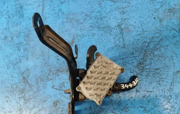 Lexus HS Generator/alternator belt tensioner 3530075010