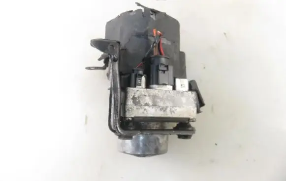 Skoda Fabia Mk1 (6Y) Power steering pump