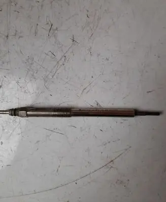 Renault Master III Spark plug 8200561251 0250603001