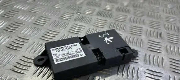 Mercedes-Benz SLK R171 Seat control module A1718201726 00003066A8