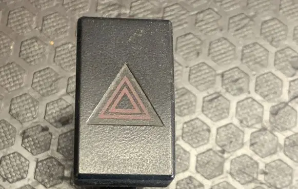 Hyundai Terracan Hazard light switch 864W0140