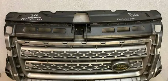 Land Rover Freelander 2 - LR2 Front grill 6H5217D957T 6H5217D95