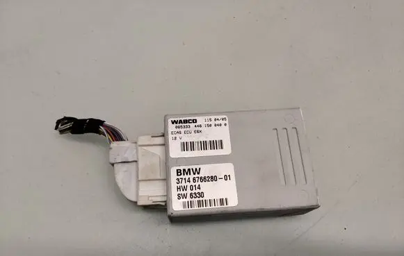 BMW 5 E60 E61 Air suspension control unit module (rear) 3714676628001
