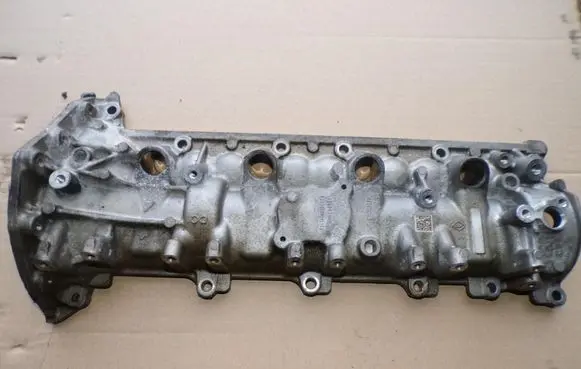 Renault Kadjar Rocker cam cover 132654210R