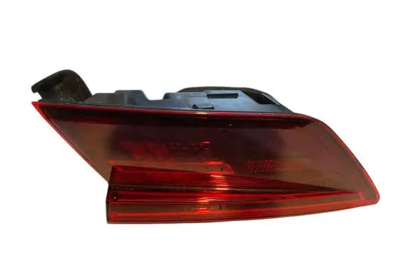 Volkswagen Tiguan Tailgate rear/tail lights 5NA945308D