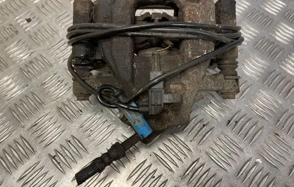 Mercedes-Benz Sprinter W906 Rear brake caliper