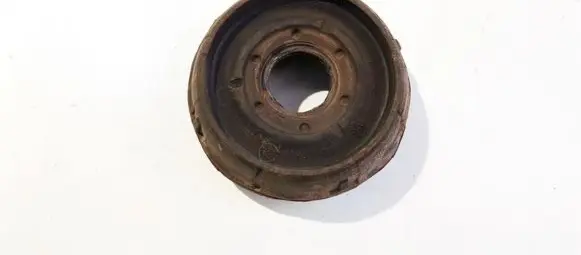Renault Clio II Coil spring mount 