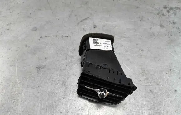 Volvo XC60 Dashboard side air vent grill/cover trim 31417691
