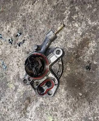 Citroen C8 Vacuum pump 9631971580