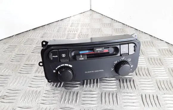 Chrysler Voyager Climate control unit 05005002AF