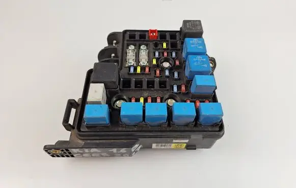 KIA Ceed Fuse module 919502H020