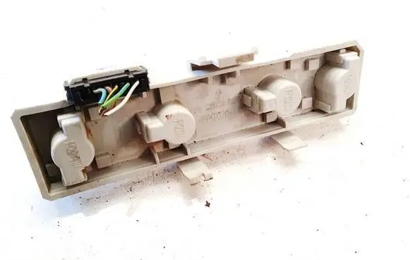 Skoda Octavia Mk2 (1Z) Tail light bulb cover holder 1Z5945258A