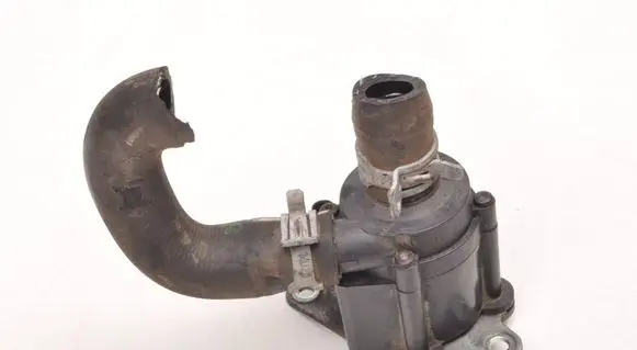 Volvo XC60 Water pump 31338211