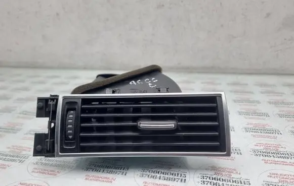 Audi A6 S6 C6 4F Dashboard side air vent grill/cover trim 4F1820902B