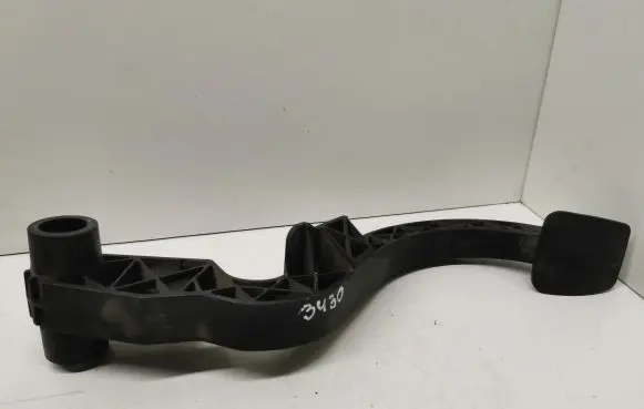 Opel Vectra C Brake pedal