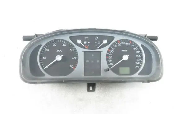Renault Laguna II Speedometer (instrument cluster) 8200218874