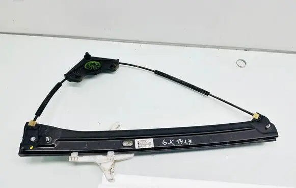 Volkswagen Touran III Rear window lifting mechanism without motor 5TA839461B 32336000B