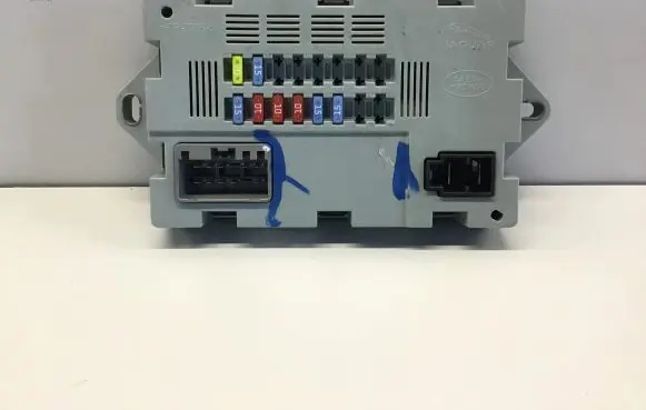 Land Rover Range Rover L405 Fuse module CPLA14Q073AA