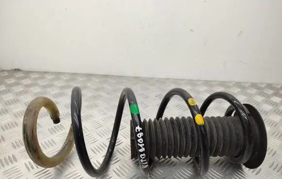 Mercedes-Benz Vito Viano W447 Front coil spring 