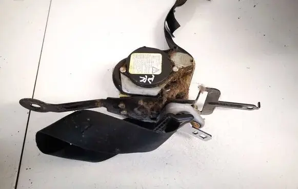 Nissan Primera Front seatbelt 86885av710