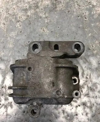 Volkswagen Golf VI Engine mount bracket 1K0199262CG