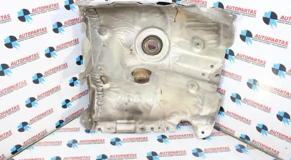 BMW 6 F12 F13 Heat shield in engine bay 7576998