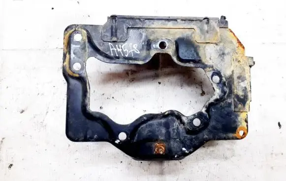 Battery box tray