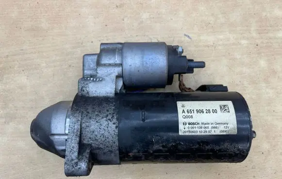 Mercedes-Benz E W212 Starter motor A6519062800
