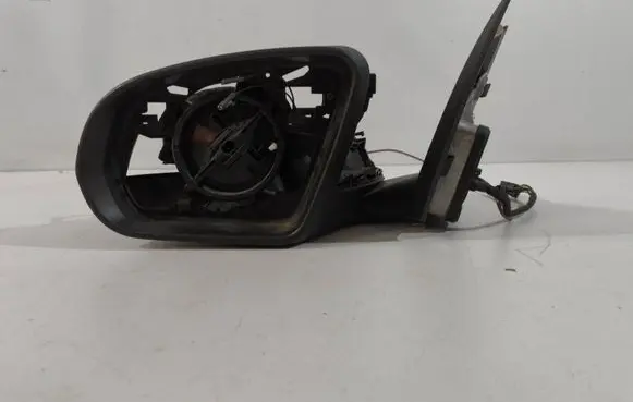 Mercedes-Benz C W205 Manual wing mirror 