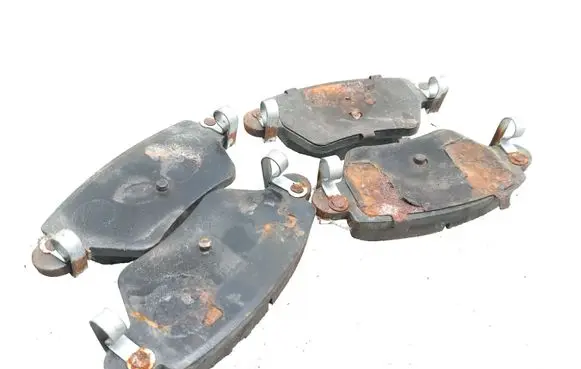 Ford Mondeo Mk III Brake pads (rear) 