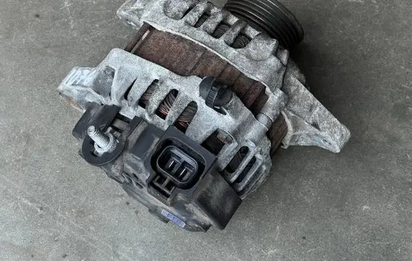 KIA Ceed Generator/alternator 2655447 373002B101