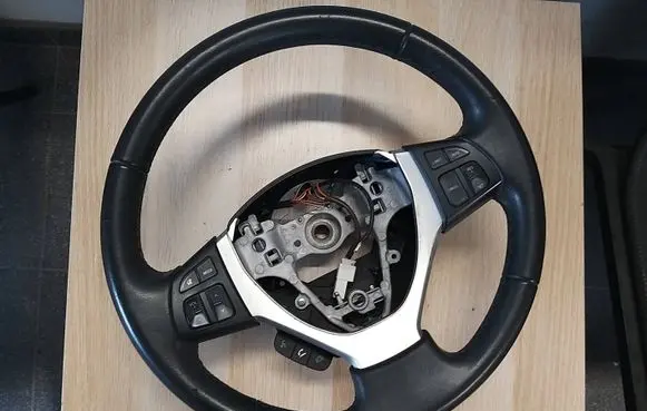 Suzuki SX4 S-Cross Steering wheel 4811061MQ0