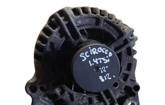 Volkswagen Scirocco Generator/alternator 03C903023A 0124525093