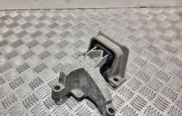 Renault Twingo II Engine mount bracket 112328303R