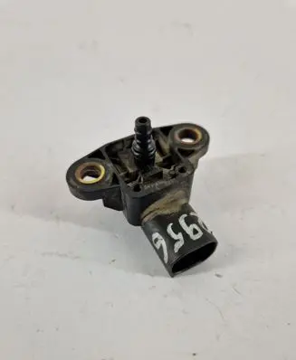 Mercedes-Benz C W205 Air pressure sensor A0101537228