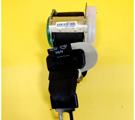 Hyundai Getz Rear seatbelt 784-3251