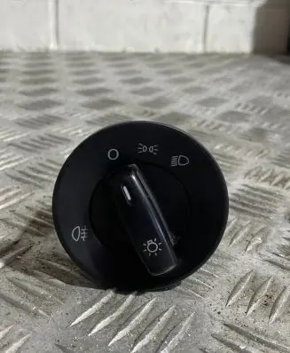 Skoda Octavia Mk2 (1Z) Light switch 1Z0941431F 04067402