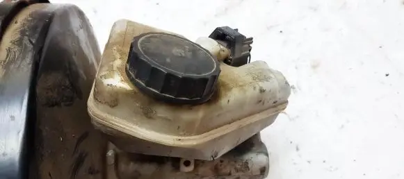 Ford Mondeo Mk III Master brake cylinder