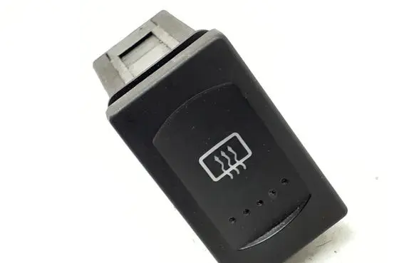 Volkswagen PASSAT B5.5 Windscreen/window heater switch 3B0959621C