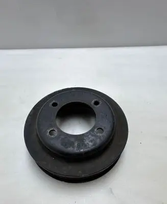 BMW 5 E39 Water pump pulley 2246129