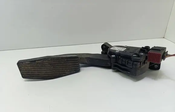 Saab 9-3 Ver2 Accelerator throttle pedal 9186724CE