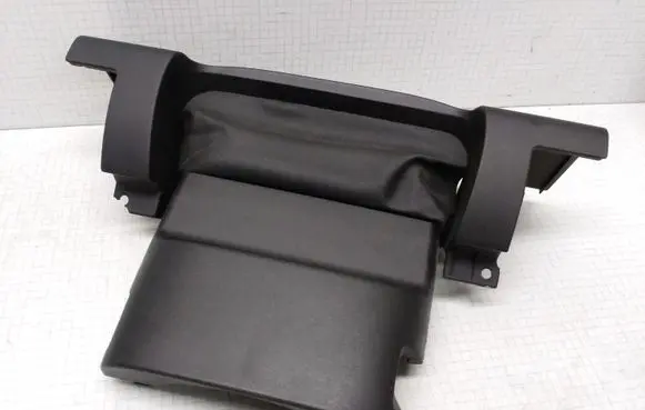 Steering wheel column trim
