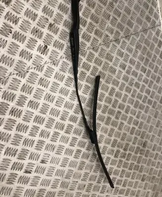 Jeep Renegade Front wiper blade arm 97036203