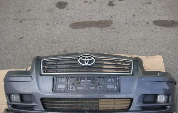 Toyota Avensis T250 Front bumper 5211905160