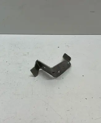 Audi A8 S8 D5 Fender mounting bracket 4N1260571